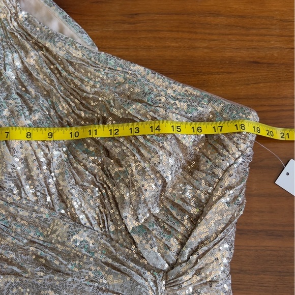 Rene Ruiz Gold Sequin Metallic One Shoulder Cocktail Dress Sz 14 NWT - Picture 9 of 12